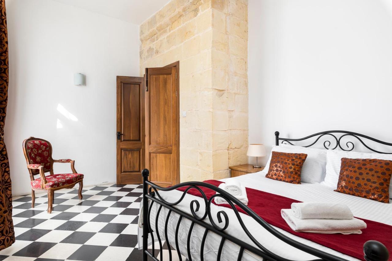Traditional & Modern Maltese Townhouse - Rooftop Terrace And Sea Views, Close To Birgu Waterfront Cospicua Eksteriør bilde