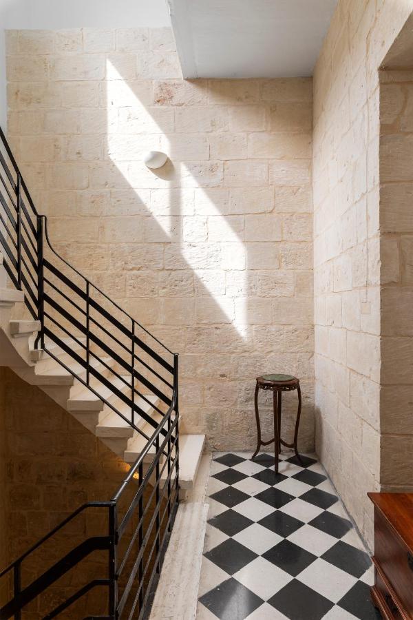 Traditional & Modern Maltese Townhouse - Rooftop Terrace And Sea Views, Close To Birgu Waterfront Cospicua Eksteriør bilde