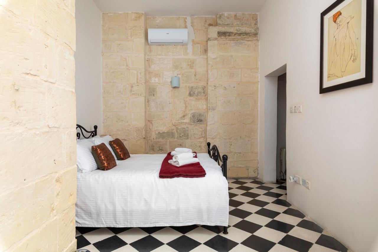 Traditional & Modern Maltese Townhouse - Rooftop Terrace And Sea Views, Close To Birgu Waterfront Cospicua Eksteriør bilde